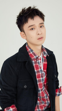 董子健