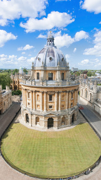 Sunny day at radcliffe camera in oxford uk