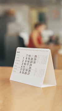 Young people buy old calendars for the new year