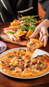 Eat pizza and make it at home 67