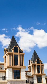 International-Building