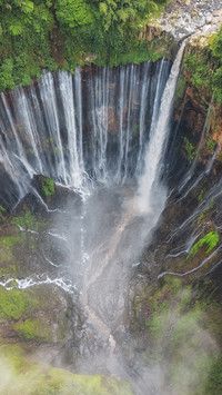 Aerial view of saiwu waterfall in sishui 2