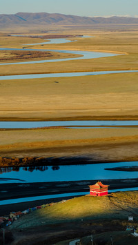 How close is the Yangtze River to the Yellow River