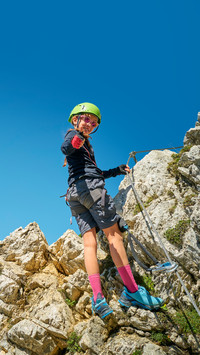 Sports guide on rock walls