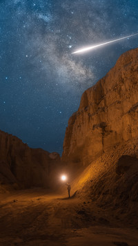 The first meteor shower of 2025