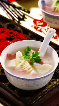 江南名菜腌笃鲜