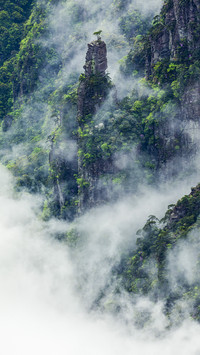 贵州第一峰：梵净山