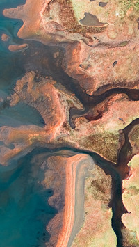 Land rivers have meandering channels