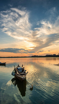 In march lingjiang river is veiled in water and clouds