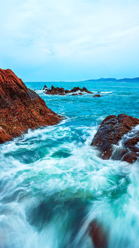 Waves on the coast