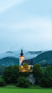 St. Nikolaus Church at night in Golling
