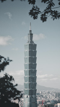 photo-1545657781-dfa0813a536a