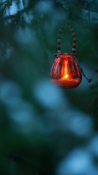 Nighttime candlelight