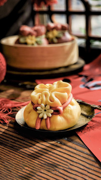 Traditional flower cake comes with new patterns 2
