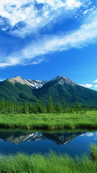 Zhusha lake and the canadian rockies
