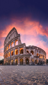 Exploring the miracle city of ancient rome