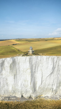 The white cliff at the end of the world