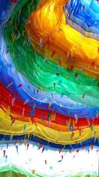international_Colorful flags (1)