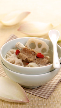 美味排骨汤
