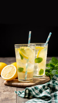 Learn to eat cold drinks correctly