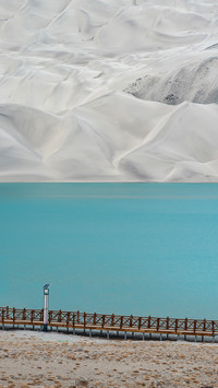 沙漠的尽头是大海