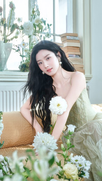 卢昱晓为屏摄郑重致歉