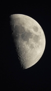 Moon Wallpaper