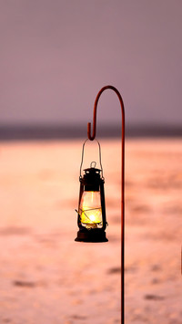 Night lamp on the seashore