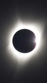 Total solar eclipse in north america