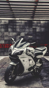 India-motorcycle_&amp;_e816d276-c1cb-4dc4-8760-e87dc5f12766