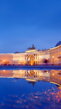View Alexander column and Arch of General Staff Building