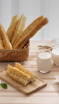 Nutritional value of soybean milk fried dough sticks 56