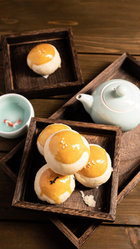 Mouthful fragrant egg yolk crispy