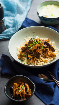 茄子肉丝打卤面