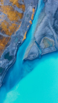 Natural Scenery of the Ice Lake