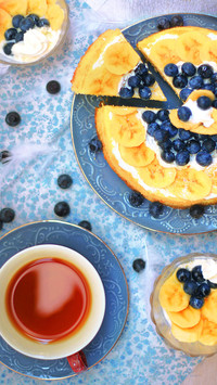 Banana cake and tea