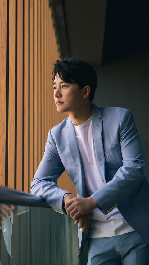 黄轩 preview