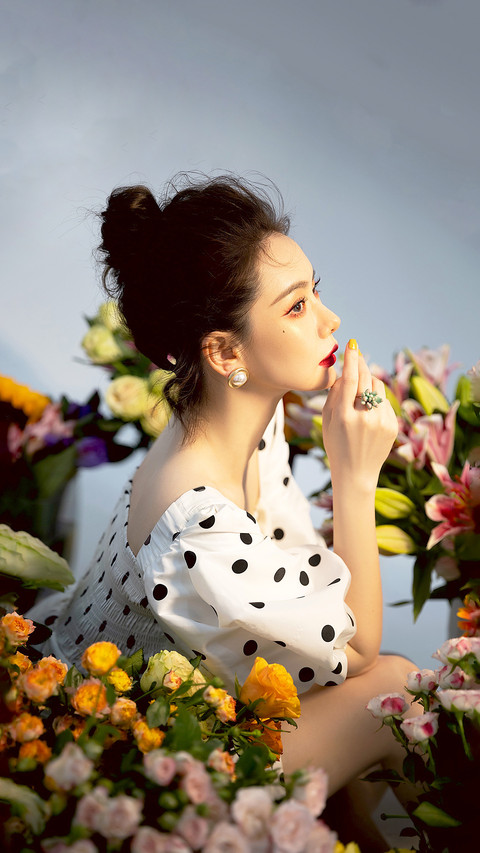 气质美女戚薇 preview