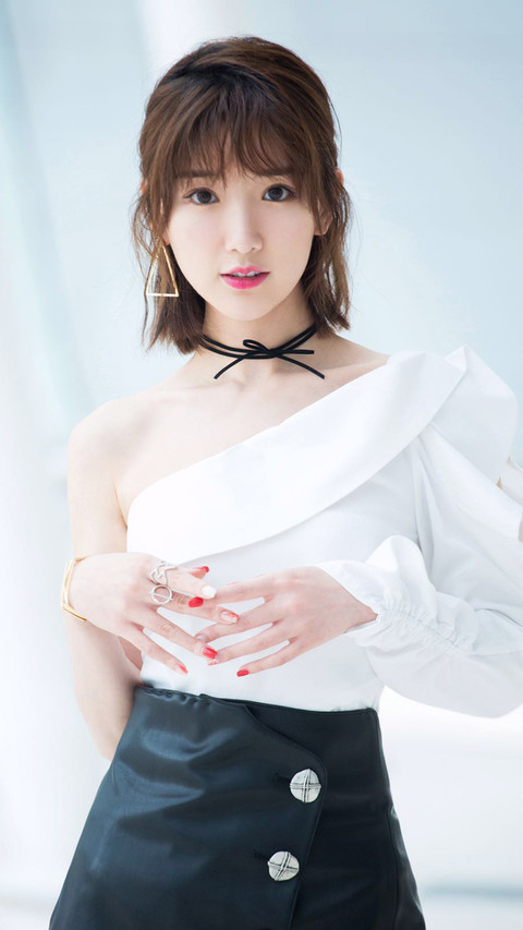 毛晓彤 preview