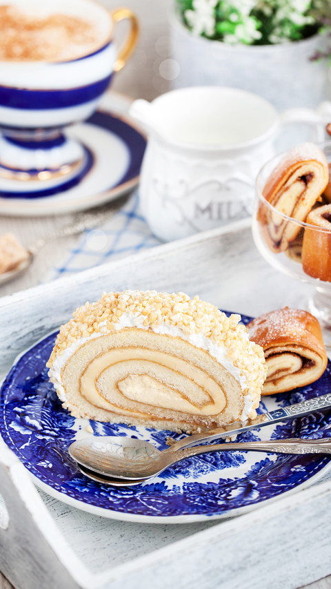 Teach you to make delicious cake roll 51 preview