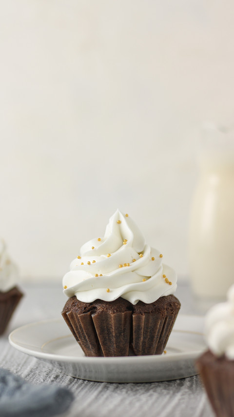Cup cakes are cakes made from flour preview