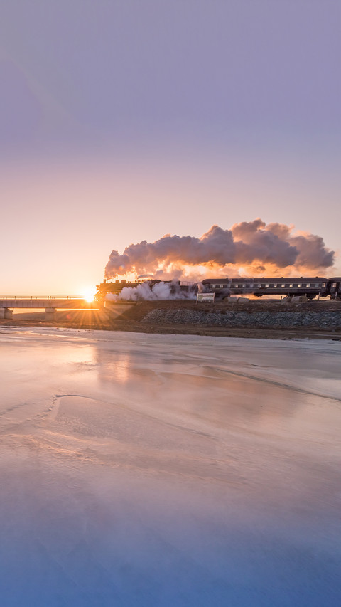 Railway bridges and steam locomotives preview