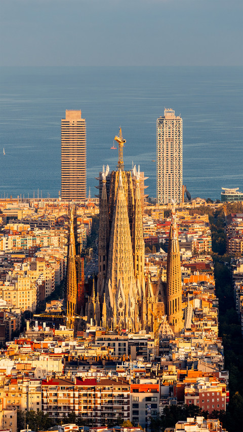 The dreamy architectural city of barcelona preview