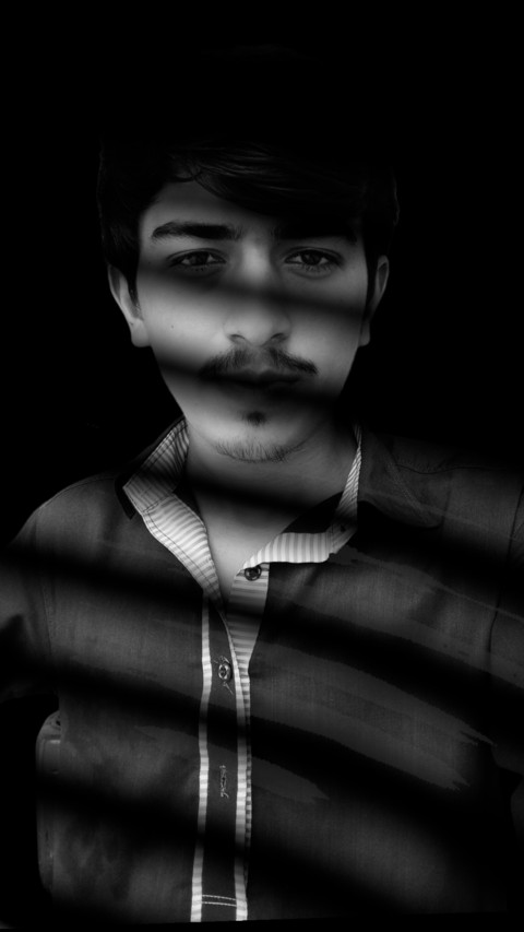 Black And White B preview