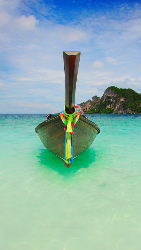 Unique Boat Design, Reflecting Thai Culture and Beauty preview