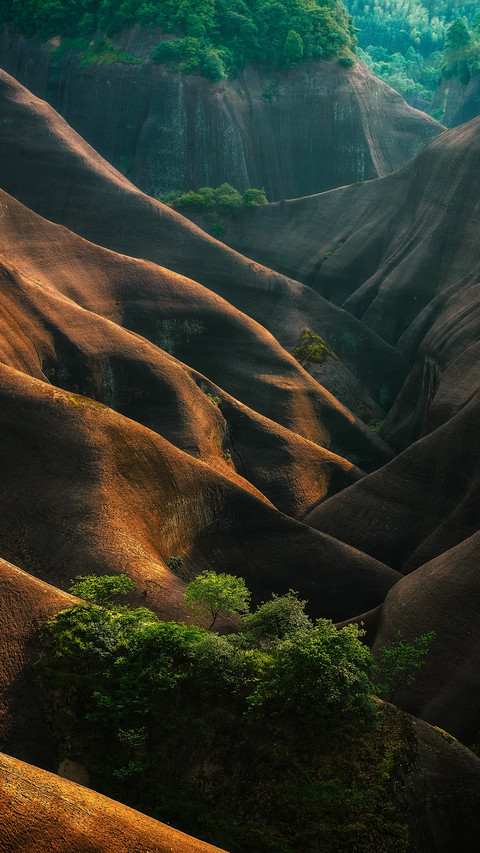 Canyon light and shadow preview