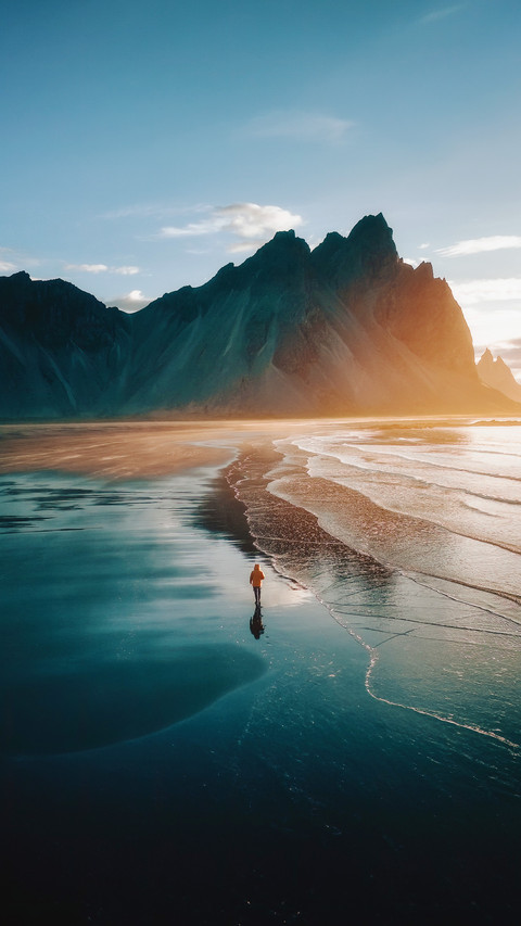 Iceland black beach 3 preview