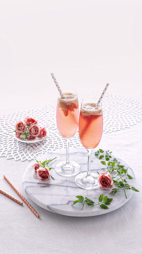 Refreshing Coctails with Fresh Peach And Sherbet in Glasses preview
