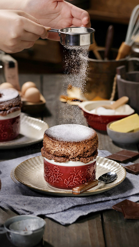 Making airy desserts at home preview