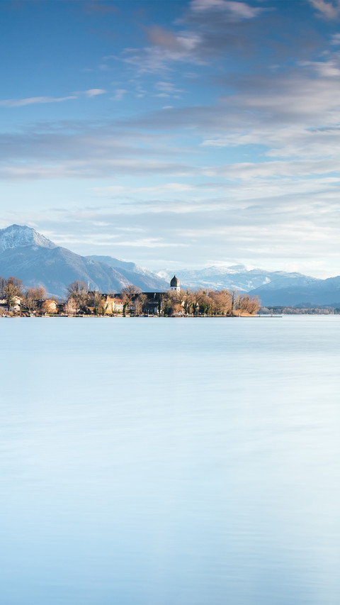 Lake kim germany preview
